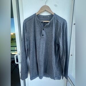 Men's Banana Republic Gray Henley Shirt